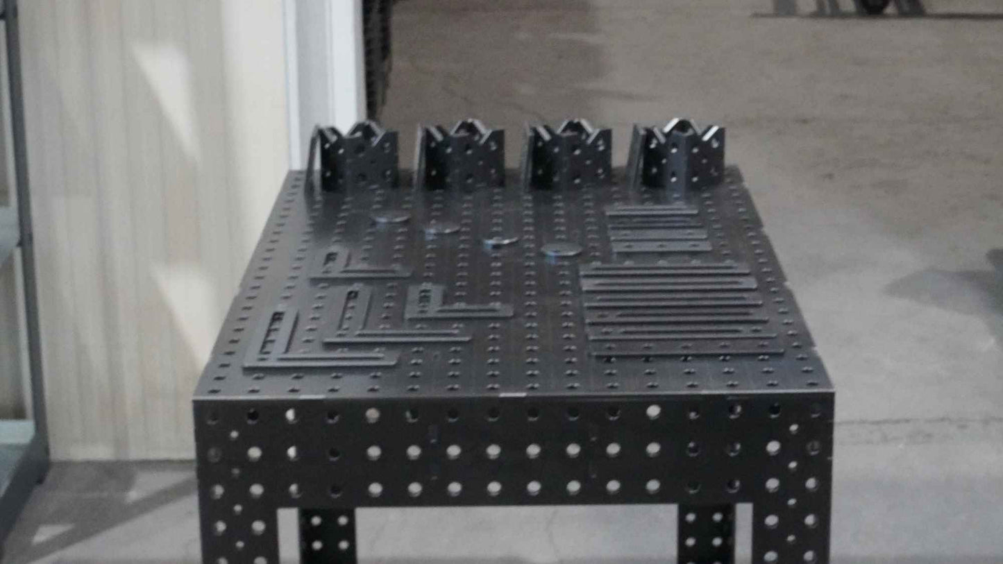 3D Schweißtisch PREMIUM D16 | 1200x800x150x6mm + 32tlg. Werkzeug Set