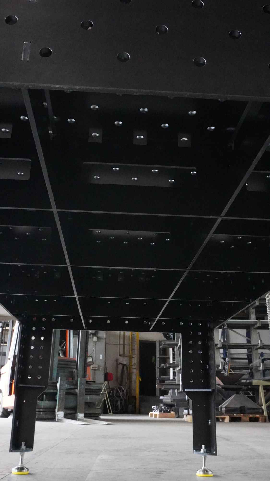 3d-schweisstisch-2000x1000x12-mm unten tisch