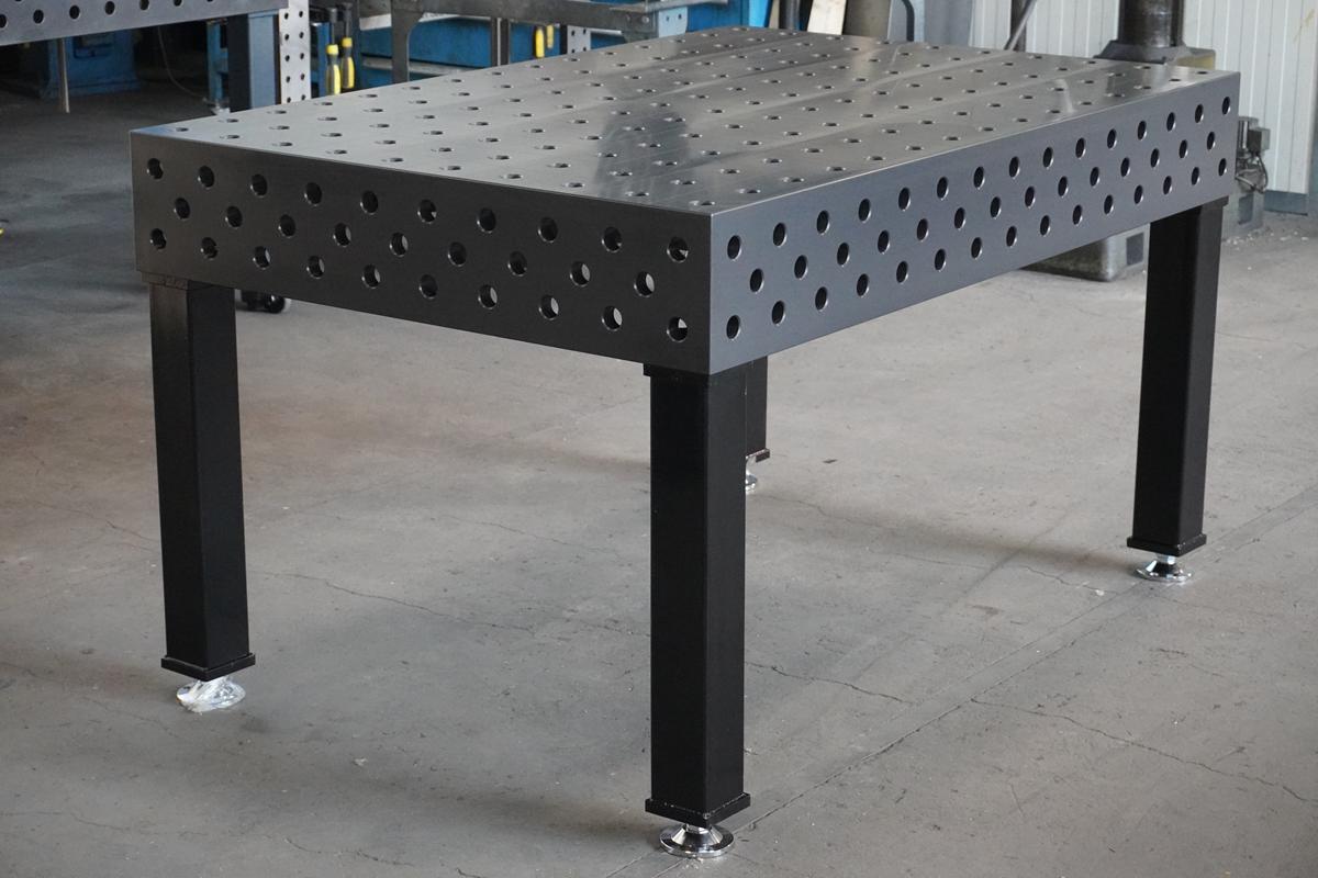 3d-schweisstisch-profi-1500x1000x200x25mm-1