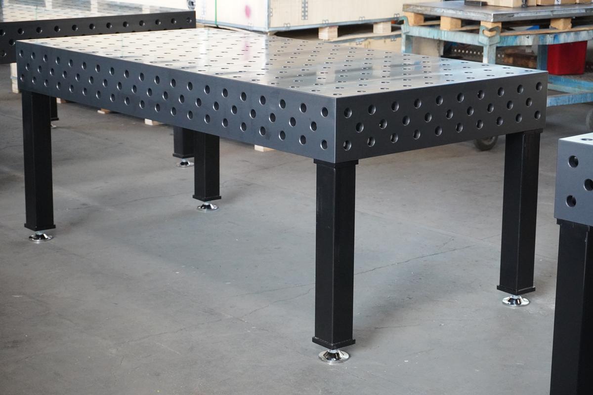 3D Schweißtisch PROFI D28 | 2000x1000x200x25mm + 41tlg. Werkzeug-Set