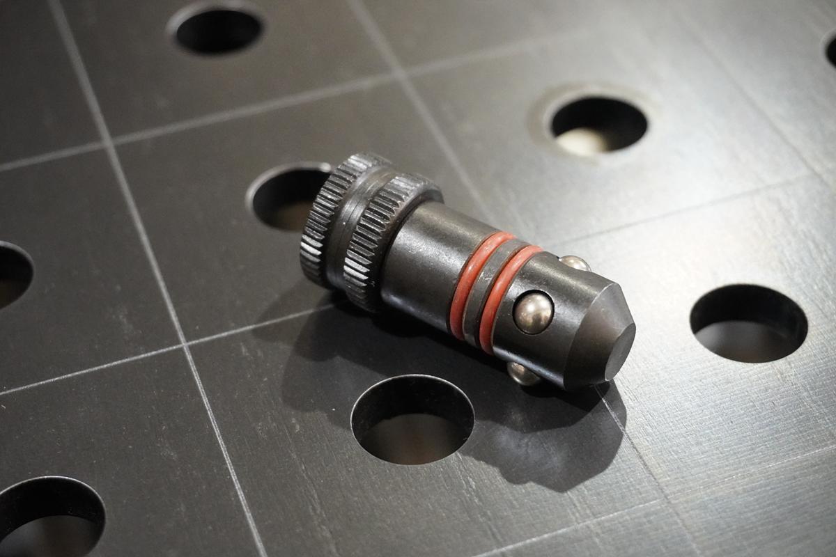 kugelsperrbolzen-d16-x-24mm