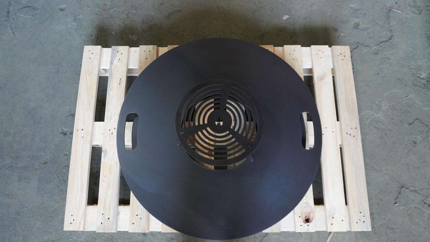 PREMIUM SET Feuerplatte Black Forest Steel 800mm + Grilleinsatz mit Anhebung - 8mm + KOSTENLOSER VERSAND - Hot-tabledance