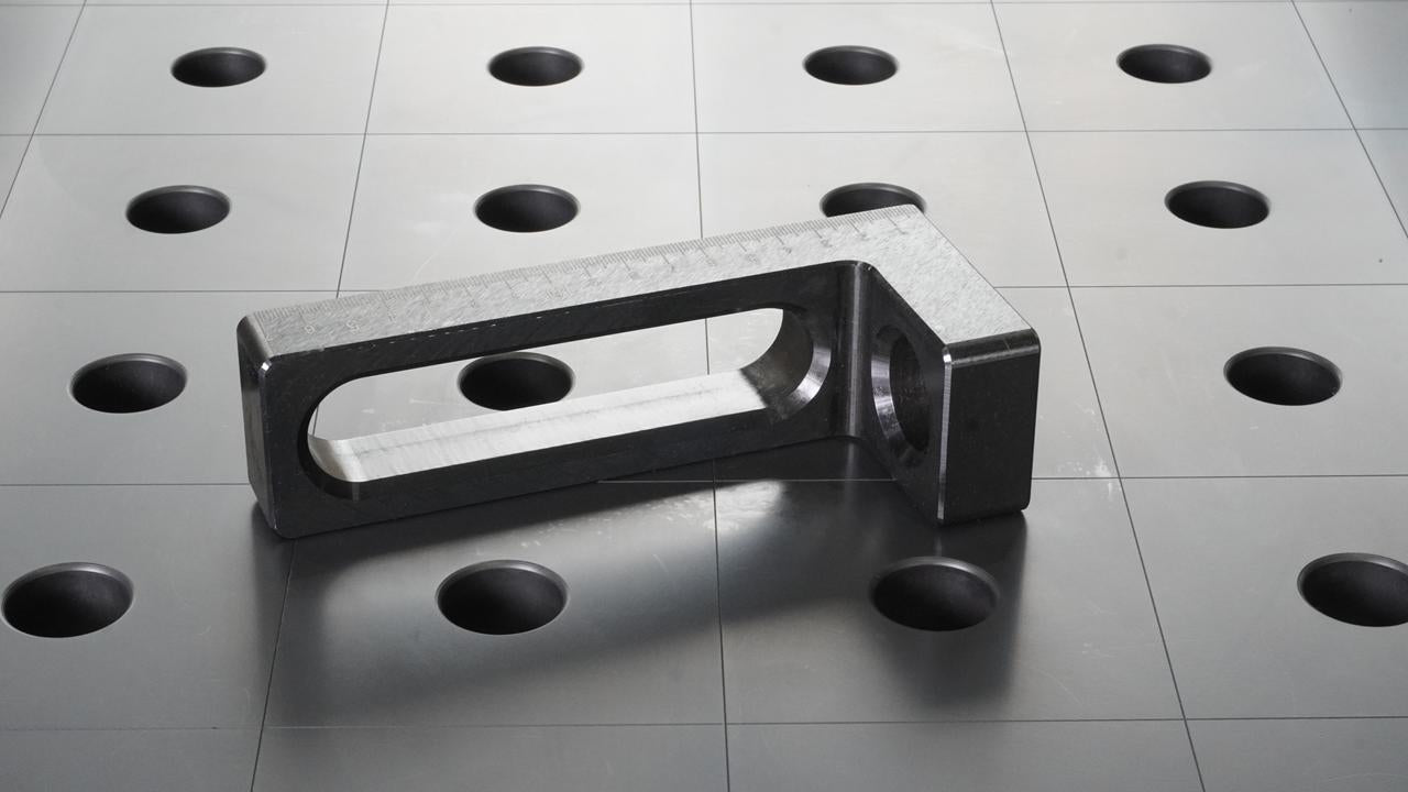 Anschlag-Spannwinkel D28 | 175x50x75x25mm