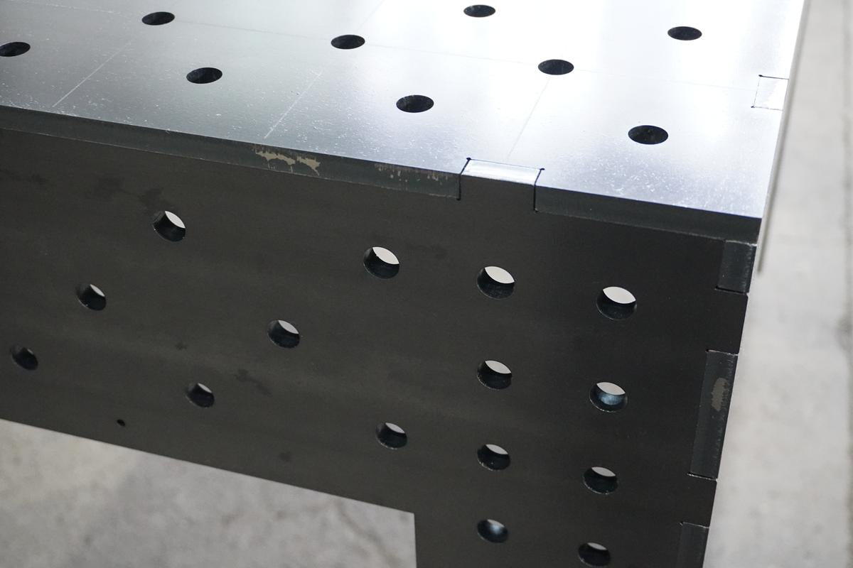Premium Schweißtisch D16 1200×1200×200×12 mm – Industrie Systembasis