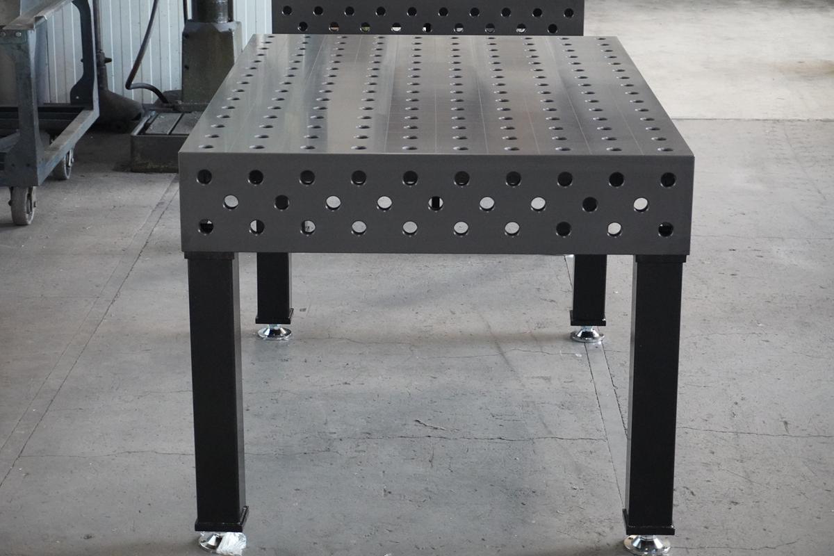 3d-schweisstisch-profi-1500x1000x200x25mm-1