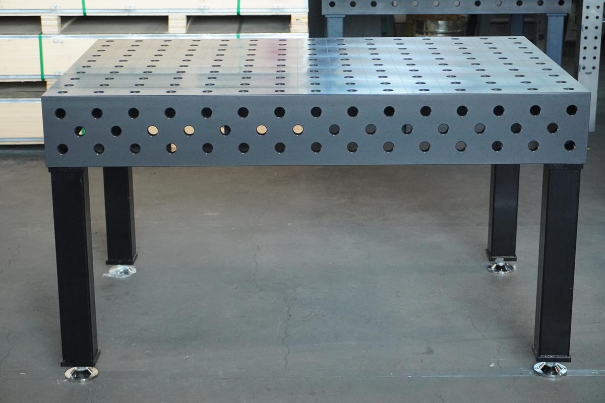 3d-schweisstisch-profi-1500x1000x200x25mm-1