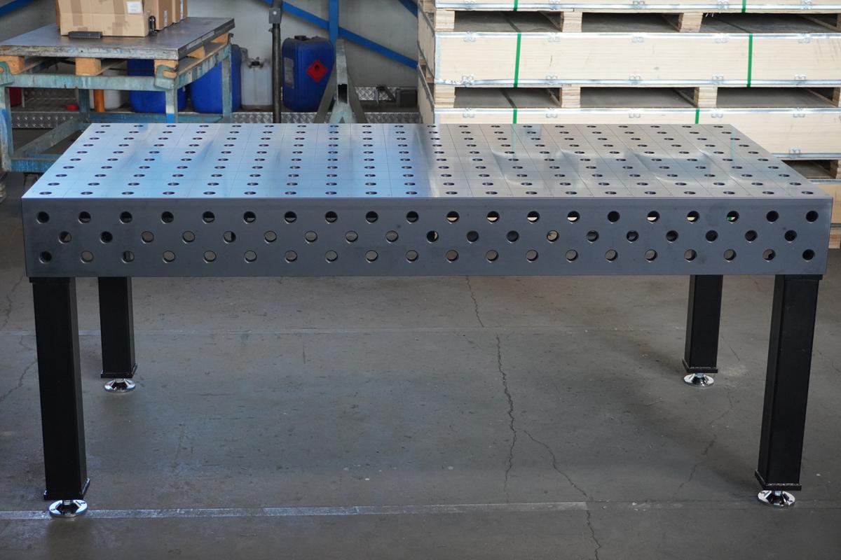 3D Schweißtisch PROFI D28 Plasmanitriert | 2000x1000x200x25mm