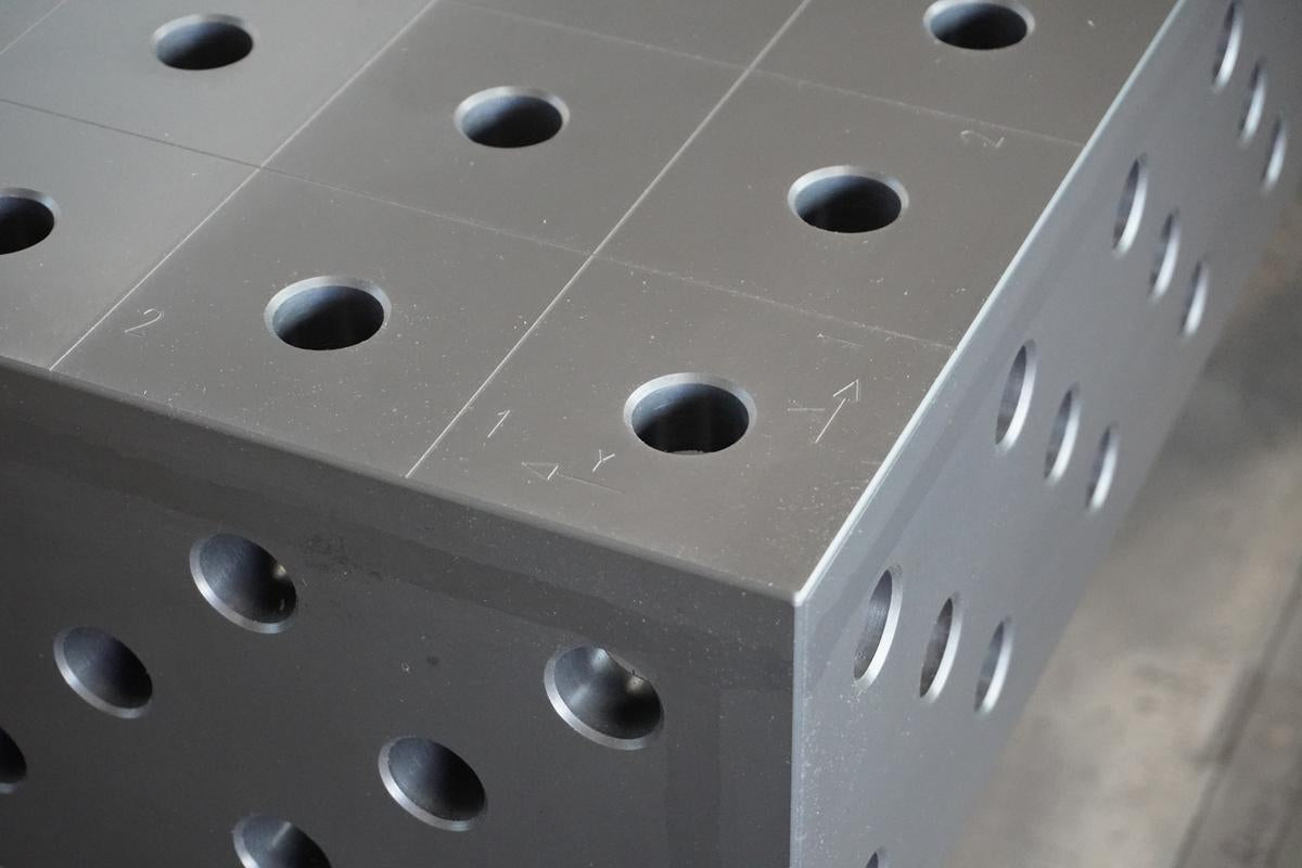 3d-schweisstisch-profi-2400x1200x200x25mm-1