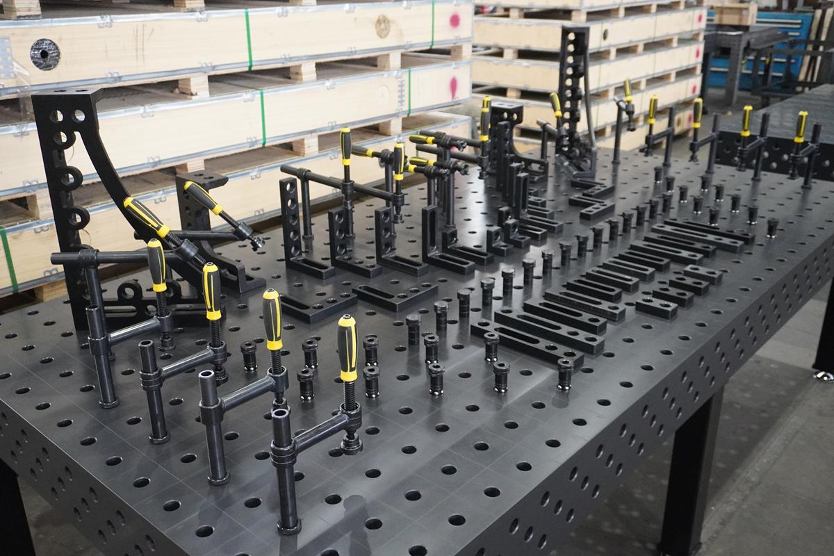 3d-schweisstisch-profi-3000x1500x200x25mm