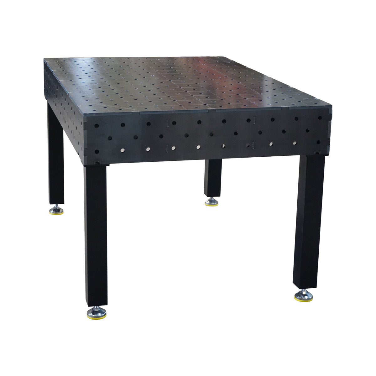 Work-Pro D16 Schweißtisch 1500 × 1000 mm mit Diagonalraster – schräge Vorderansicht