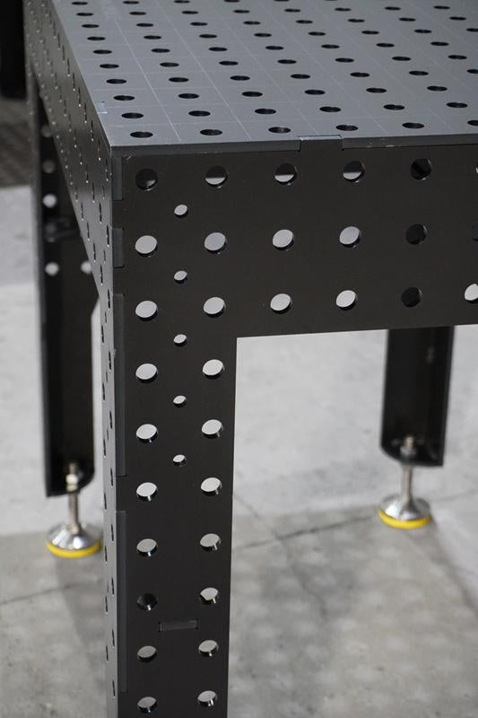 Premium Schweißtisch D16 1000×600×150×6 mm – Kompakter Systemtisch