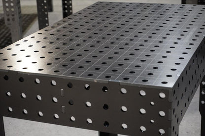 Premium Schweißtisch D16 1000×600×150×6 mm – Kompakter Systemtisch