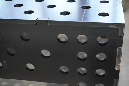 3D Schweißtisch PREMIUM D28 | 1500×1000×200×12 mm&nbsp;

Robuste Profi-Arbeitsfläche für maximale Präzision im D28-Lochsystem.
