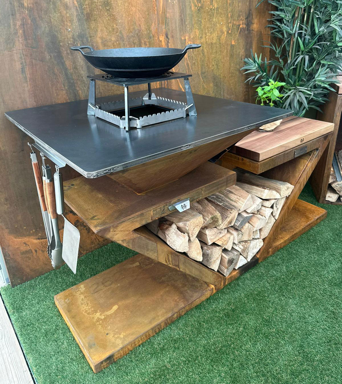Grillbesteckhalter aus Edelstahl