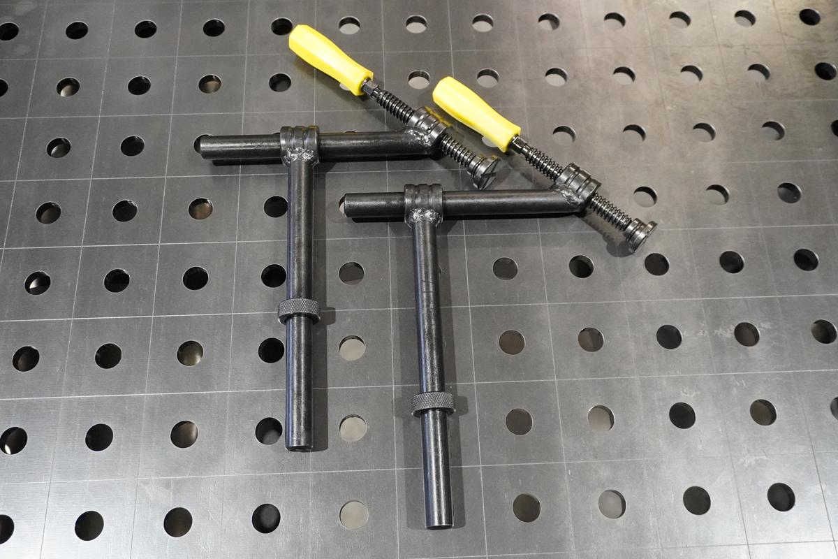 Set 2x Rohrschraubzwinge 45° | D16
