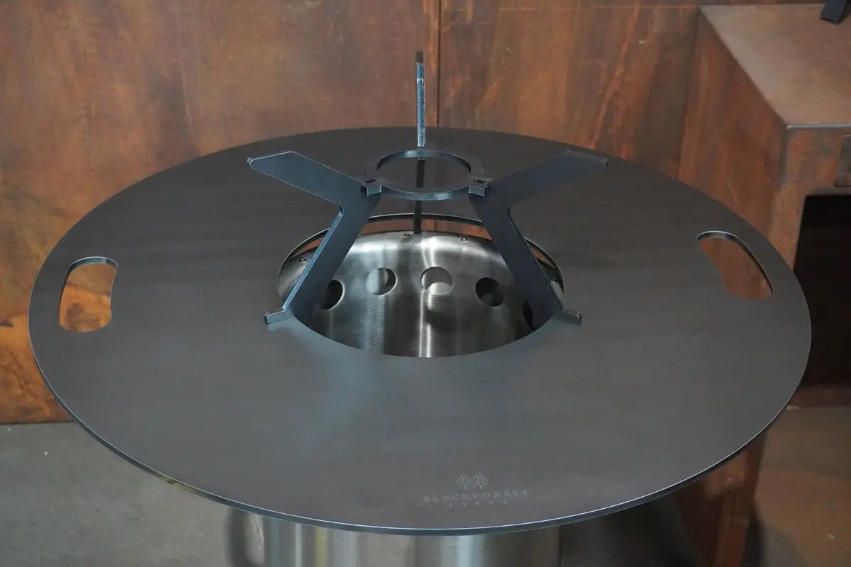 Feuerplatte Ø800 mm – 8 mm mit Innenloch Ø300 mm inkl. Wokaufsatz