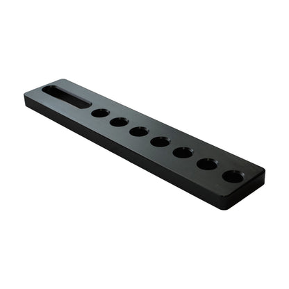 Universal-Anschlag D28 | 500x100x25mm – 1x Langloch + 7x Rundloch